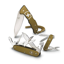 Load image into Gallery viewer, NAVAJA VICTORINOX PIONNER X ALOX HAZEL BROWN ED. 2024 0.8231.L24
